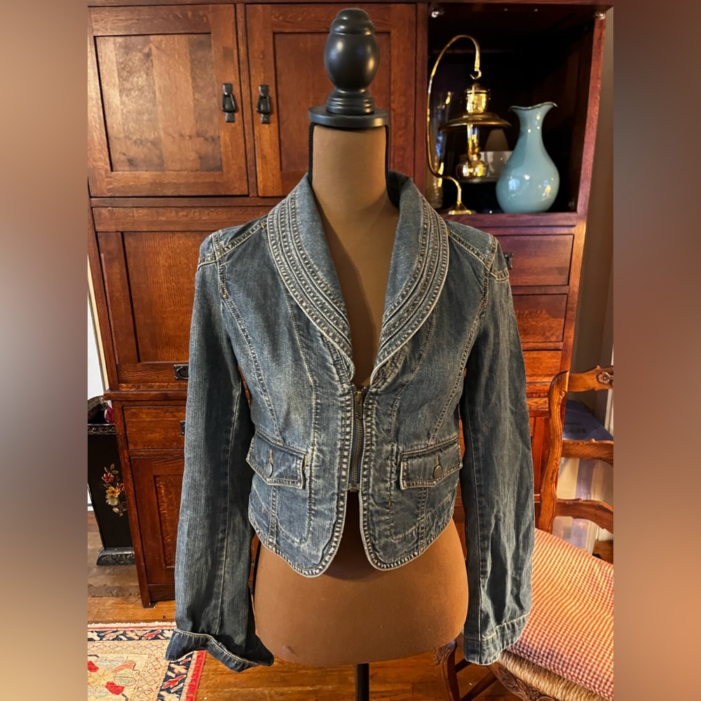 Women's Shawl Collar Faded Blue Denim Jacket